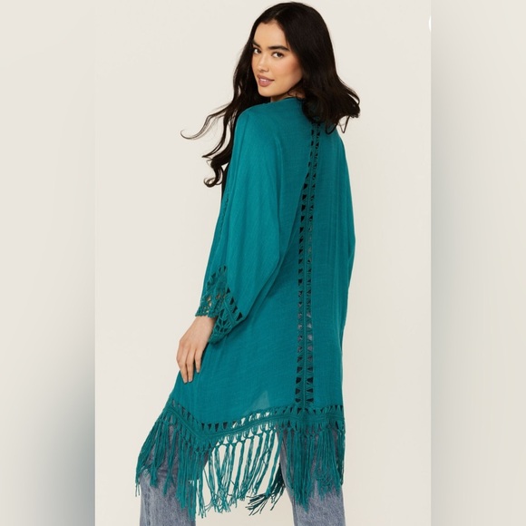 SHYANNE WOMEN'S CROCHET FRINGE KIMONO Size S/M - Picture 1 of 8